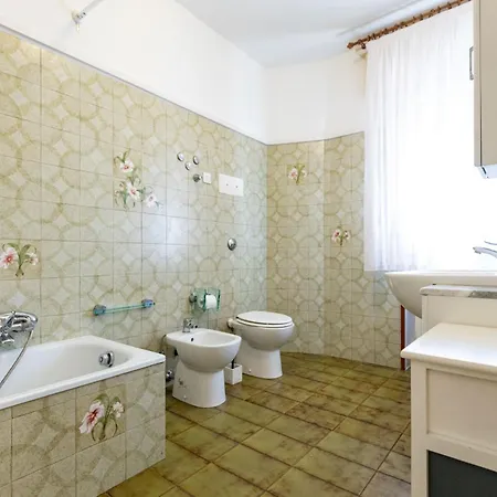 Fucini Posizione Strategica E Comfort Moderno