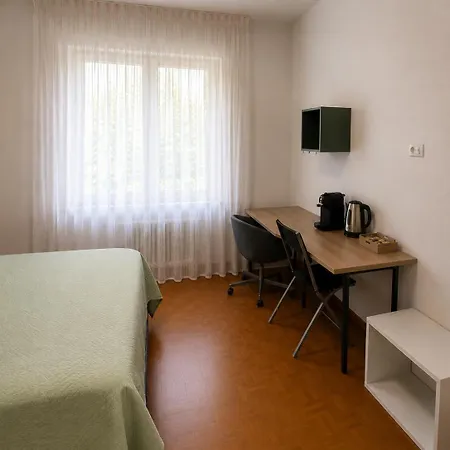 Fucini Posizione Strategica E Comfort Moderno بيت ضيافة